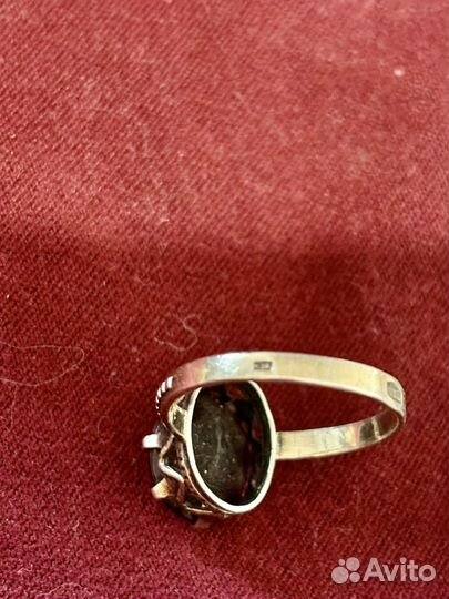 Серебряное кольцо