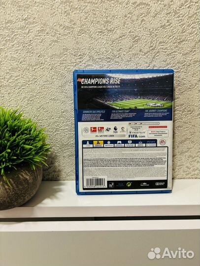 Диск на ps4 Fifa19