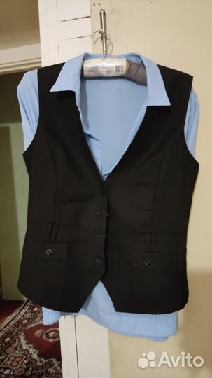 Жилетка школьная, черная