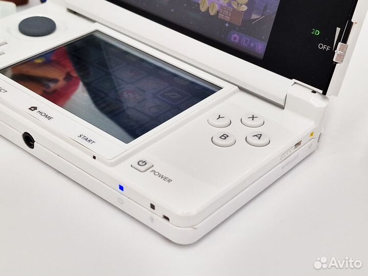 Nintendo 3DS Белый перламутр 64 Gb + любые игры