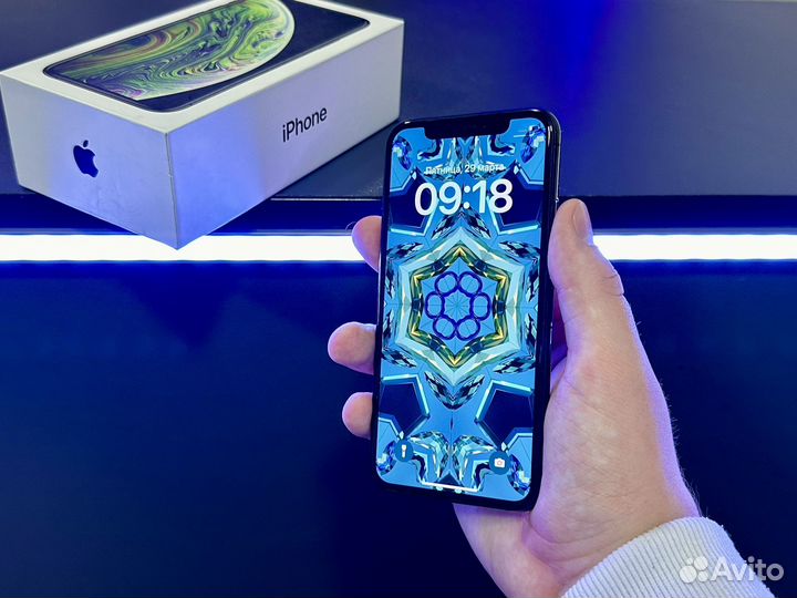 iPhone Xs, 64 ГБ