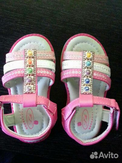 Босоножки для девочки 20 размер новые