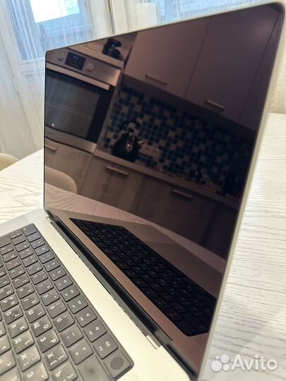 Macbook Pro 16 M1 Pro, 512GB, 32GB