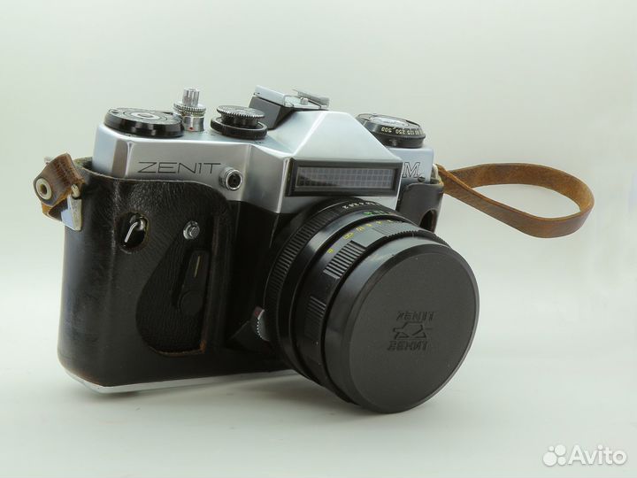 Фотоаппарат Zenit EM + Helios-44M