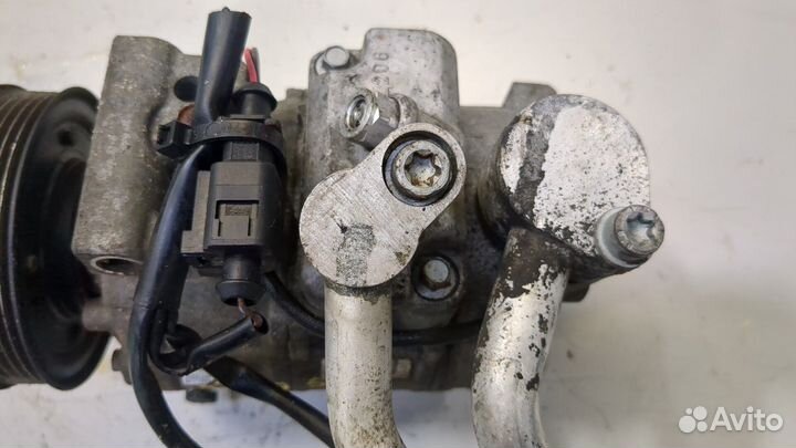 Компрессор кондиционера Audi A4 (B6), 2004