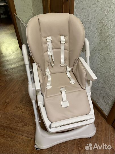 Стульчик для кормления bubago albert