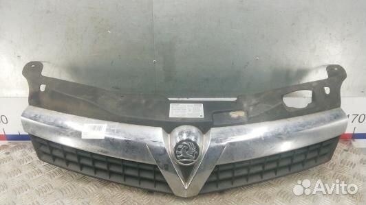 Решетка радиатора opel astra H (BEA07QF01)