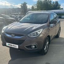 Hyundai ix35 2.0 AT, 2014, 304 000 км, с пробегом, цена 1 070 000 руб.