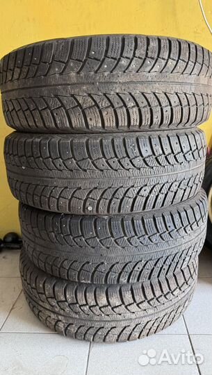 Gislaved Nord Frost 5 215/65 R16