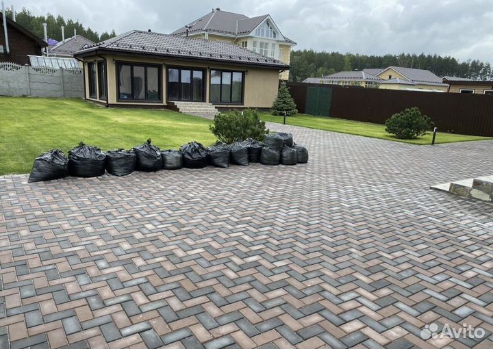 Благоустройство,брусчатка,асфальт,плитка,газон