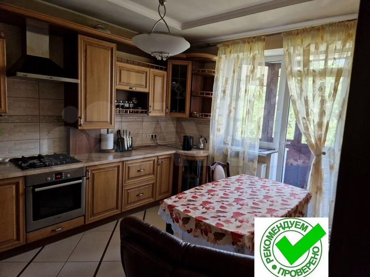 3-к. квартира, 92 м², 5/5 эт.