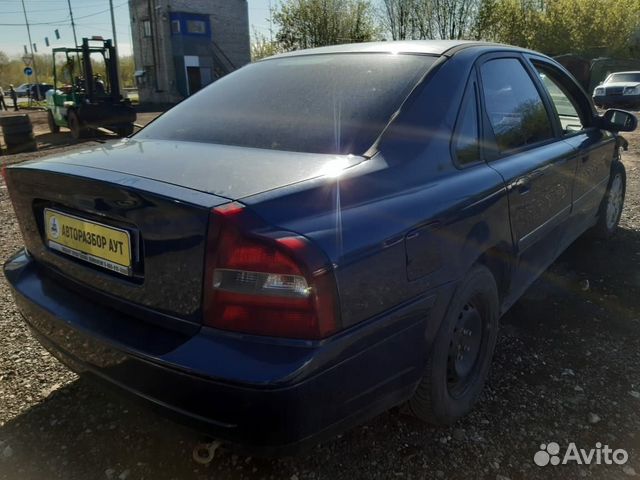 Топливная рампа рейка volvo S80