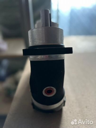 Гидромотор 210.16.11.00(вал шпонка)