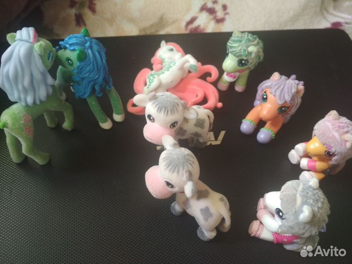 Феи и другие герои из киндера