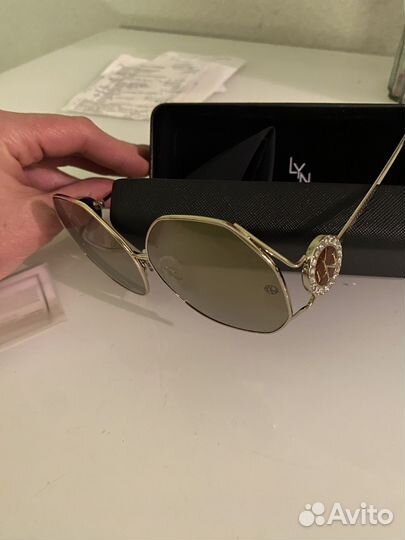 Солнцезащитные очки женские