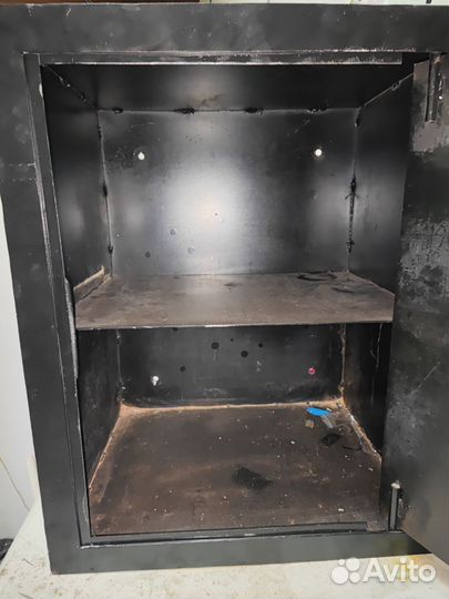 Сейф металлический, металл 3мм