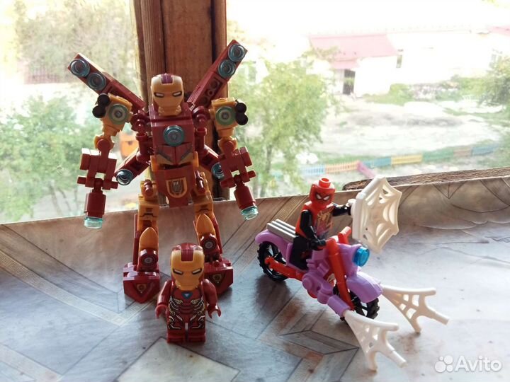 Lego marvel железный человек и человек-паук