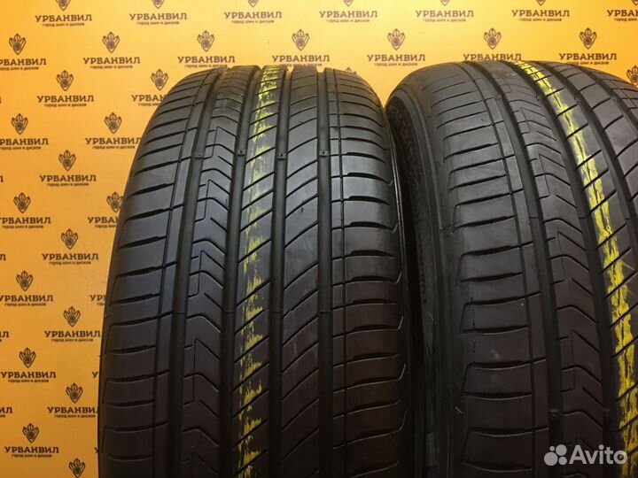 Kumho Majesty 9 Solus TA91 215/55 R17 98W