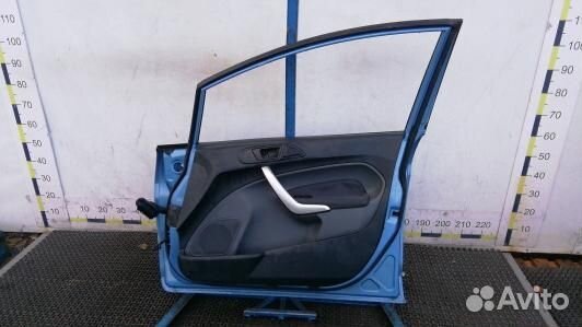 Дверь передняя правая ford fiesta 6 (3BR04E201)