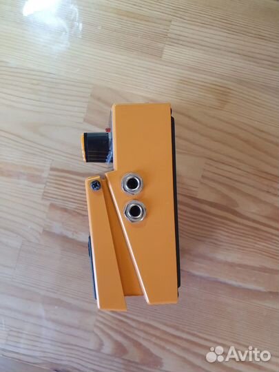 Эффект гитарный педаль boss Turbo Distortion DS-2