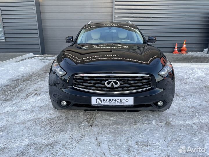 Infiniti FX37 3.7 AT, 2011, 124 200 км