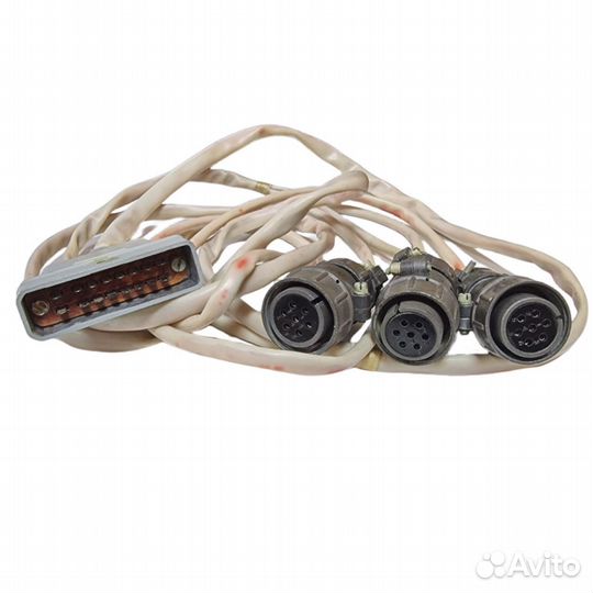 1 шт Переходник из 3 штук розеток шр28П7нш9Н / дли