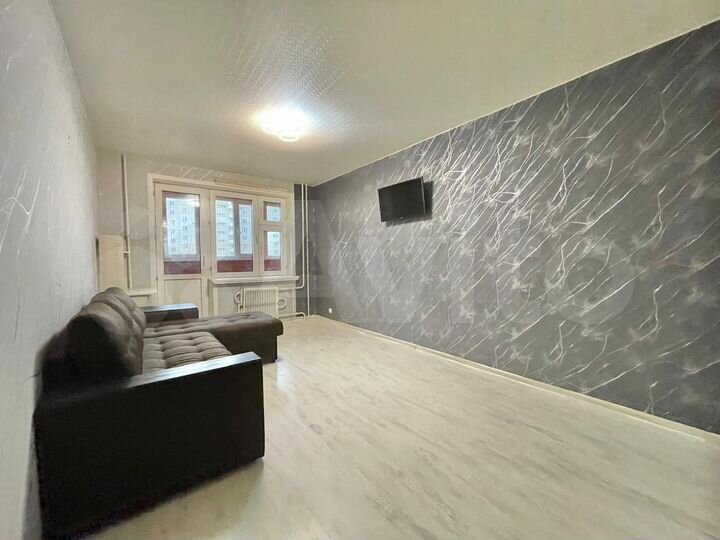 2-к. квартира, 50 м², 5/9 эт.