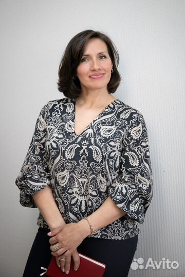 Агент, риелтор, специалист по недвижимости