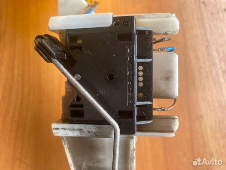 Датчик уровня топлива Skoda Superb седан BMP 2009