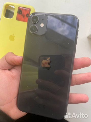 iPhone 11, 64 ГБ