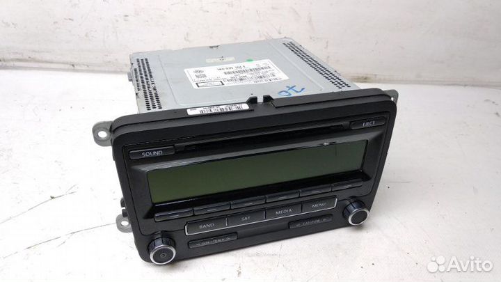 Магнитола Volkswagen Jetta 6 2.0 TDI 2014