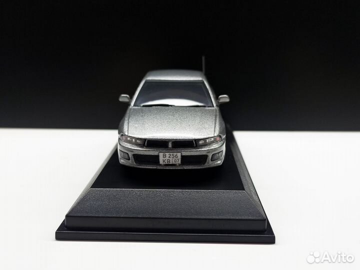 1:43 Mitsubishi Galant