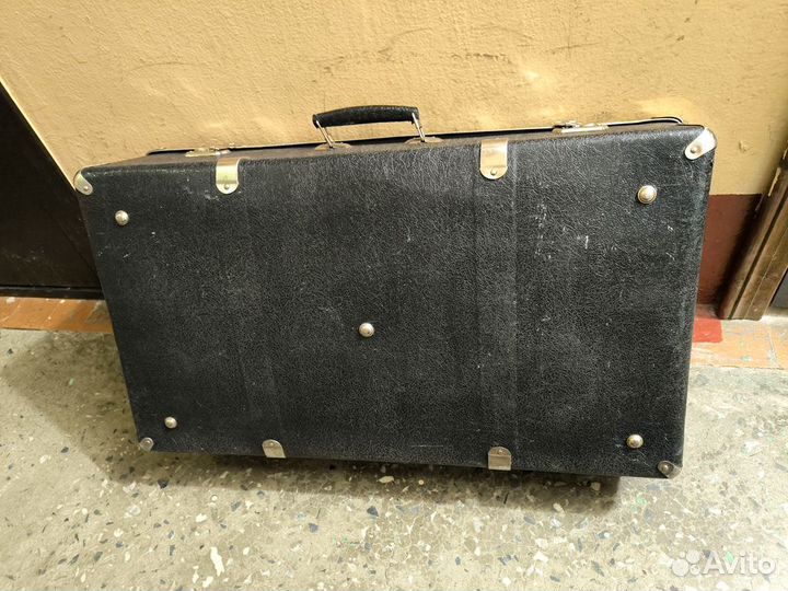 Топовый чемодан СССР (Лабутеновый пкр), большой