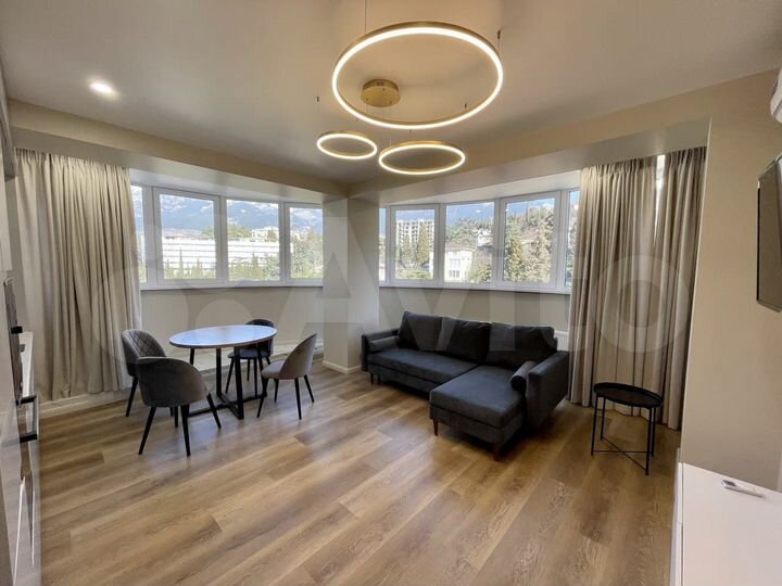 3-к. квартира, 80 м², 9/11 эт.