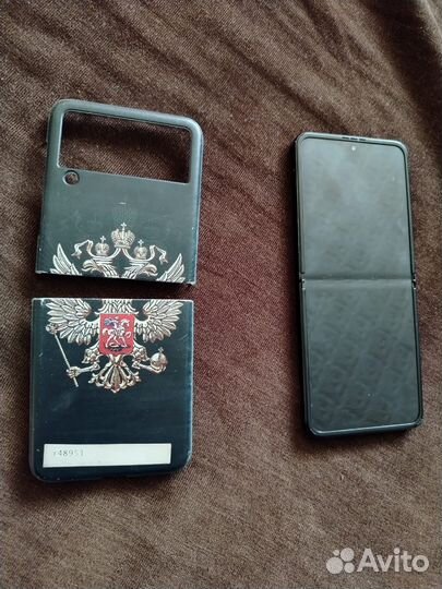 Samsung Galaxy Z Flip3, 8/256 ГБ