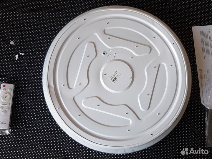 Люстра потолочная светодиодная с пультом 72W новая