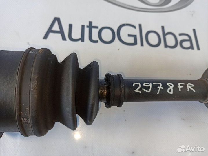 Привод передний правый Mitsubishi Pajero V45 6G74