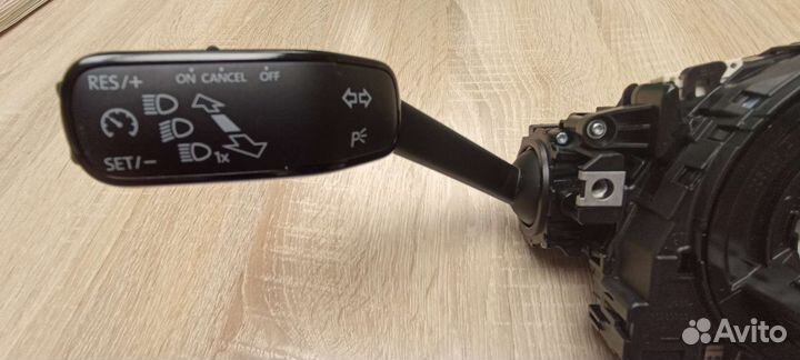 Подрулевой переключатель octavia A8 5Q1953507GC