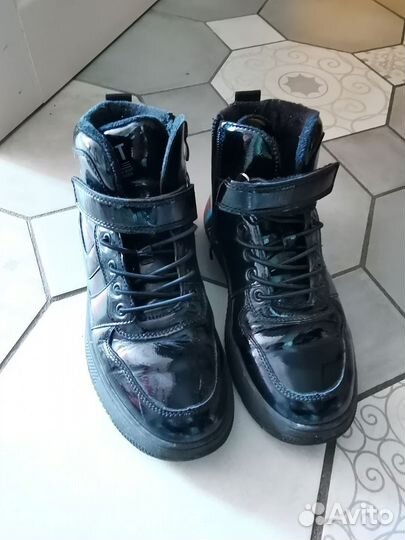 Ботинки для девочки 36 р весна осень