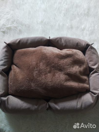 Лежанка для кошек