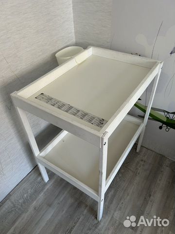 Пеленальный столик ikea+контейнер
