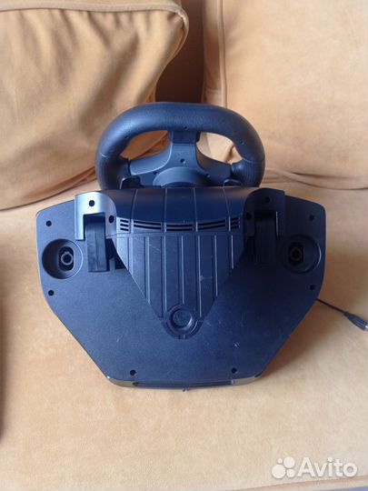 Игровой руль logitech momo racing