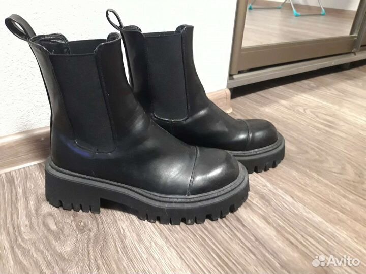 Ботинки женские