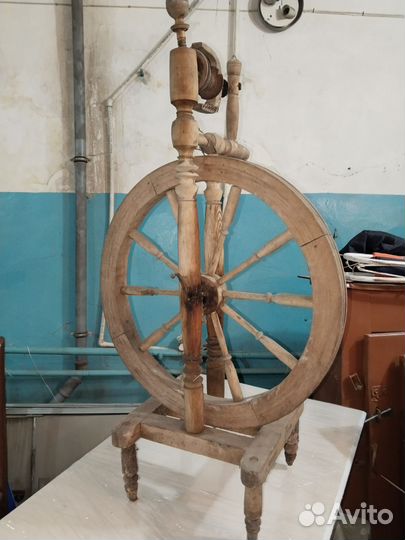 Прялка деревянная старинная