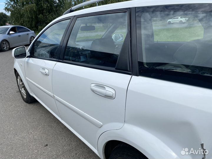 Chevrolet Lacetti 1.6 МТ, 2012, битый, 126 000 км