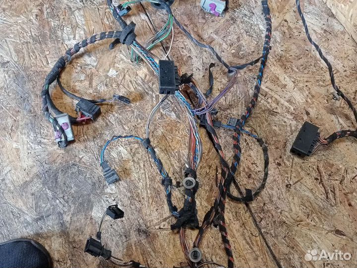 Проводка дверь Skoda Octavia A5