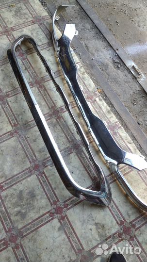 Хром переднего и заднего бампера на Мерседес