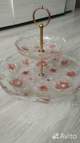 Продаю набор, фруктовница и ваза