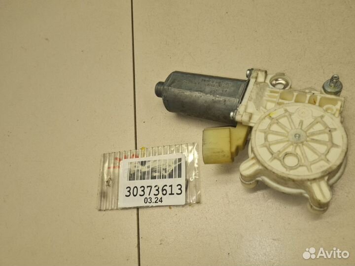 Моторчик стеклоподъёмника правый BMW X5 E70 2006-2013