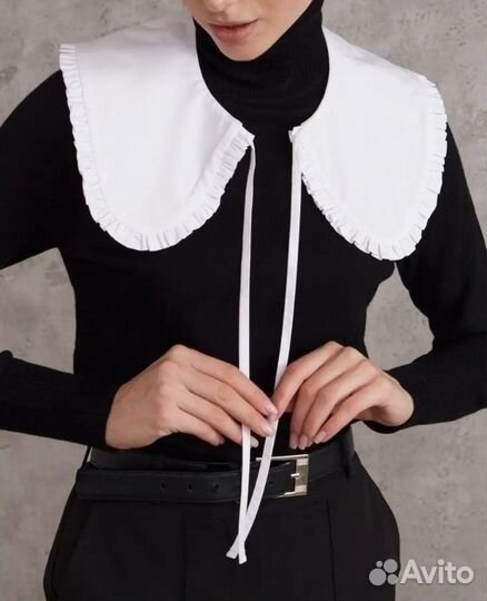 Воротник съемный белый